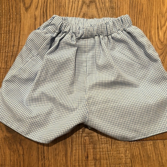 Banbury Cross blue and white smocked type shorts - Picture 2 of 3
